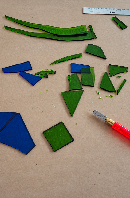 Catálogo de vitrais com desenhos geométricos